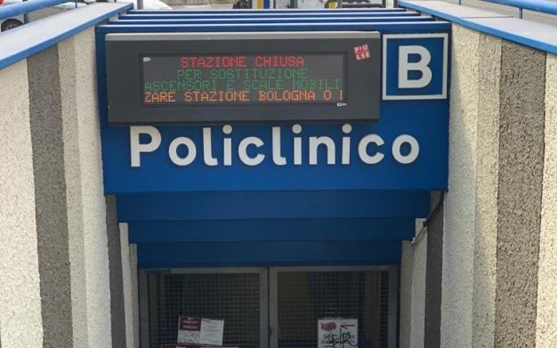 La fermata della metropolitana Policlinico ancora chiusa