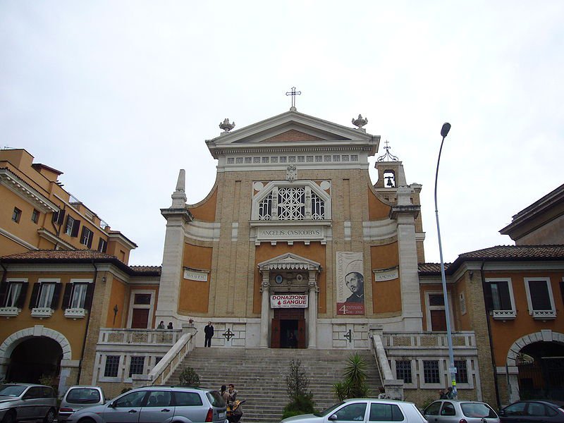 La chiesa Santi Angeli Custodi a Montesacro