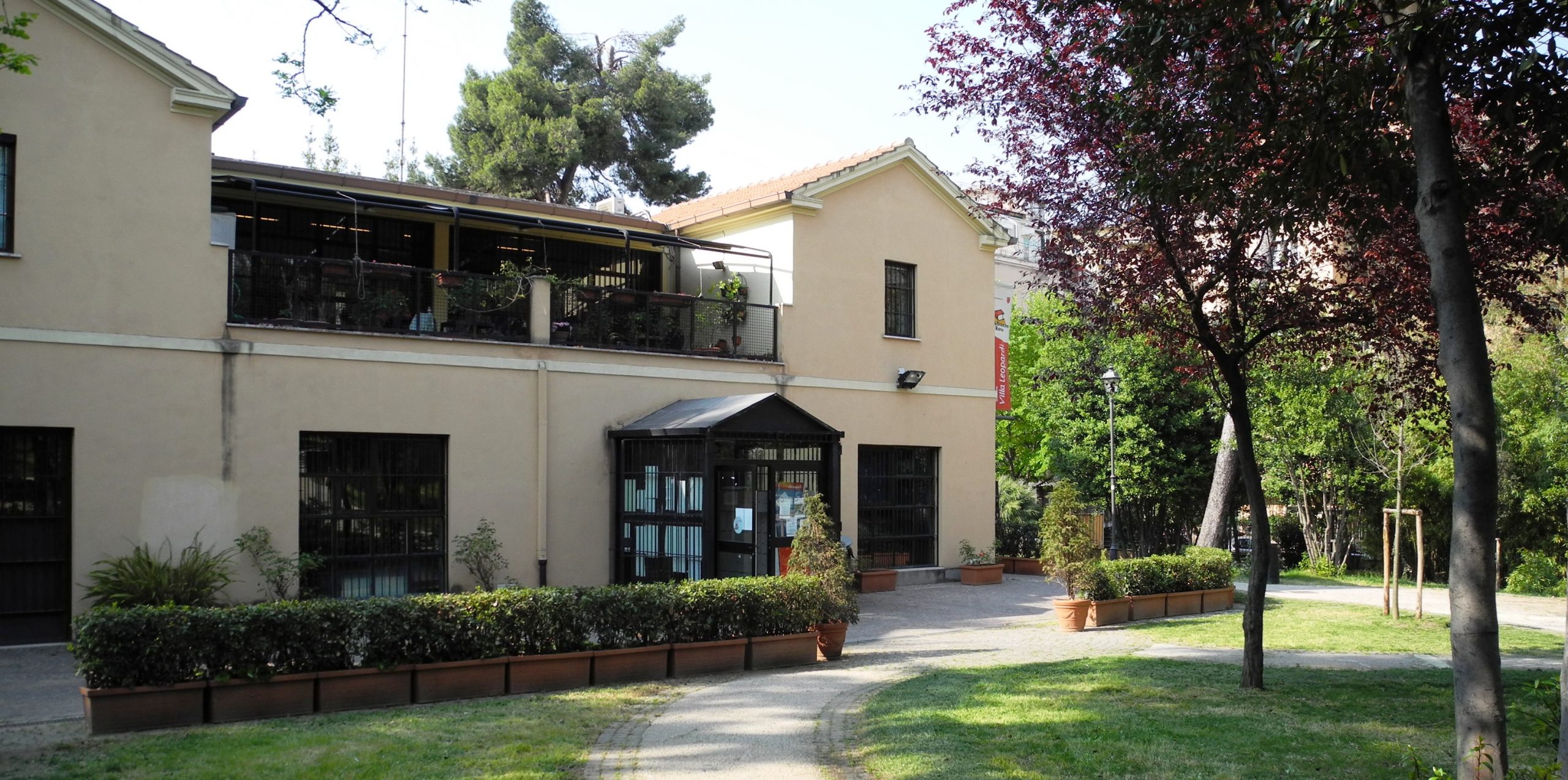 La biblioteca di Villa Leopardi