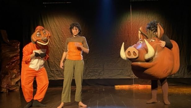 Al Teatro degli Audaci va in scena 'Il Re della Foresta' (Foto dal sito internet del teatro)