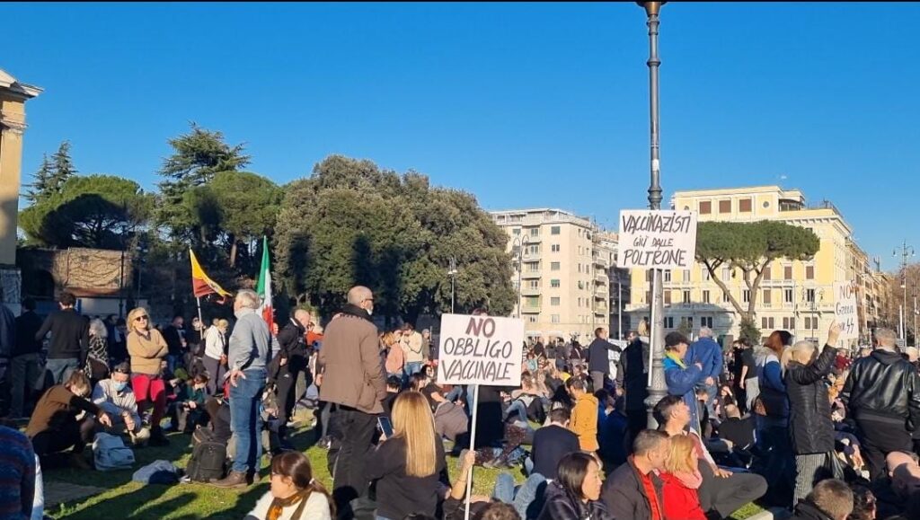 No vax in piazza San Giovanni