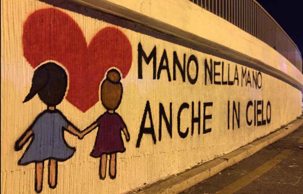 Il murale di corso Francia dedicato a Gaia e Camilla