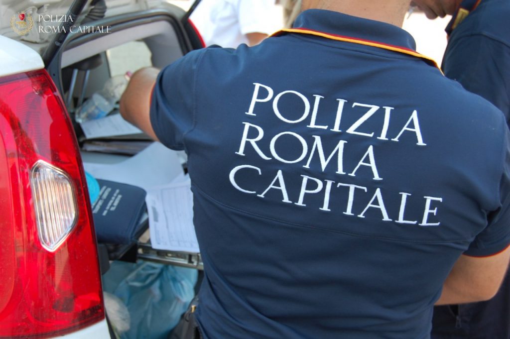 L'intervento della Polizia locale di Roma Capitale