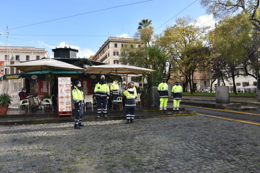 La Protezione civile in piazza del Risorgimento