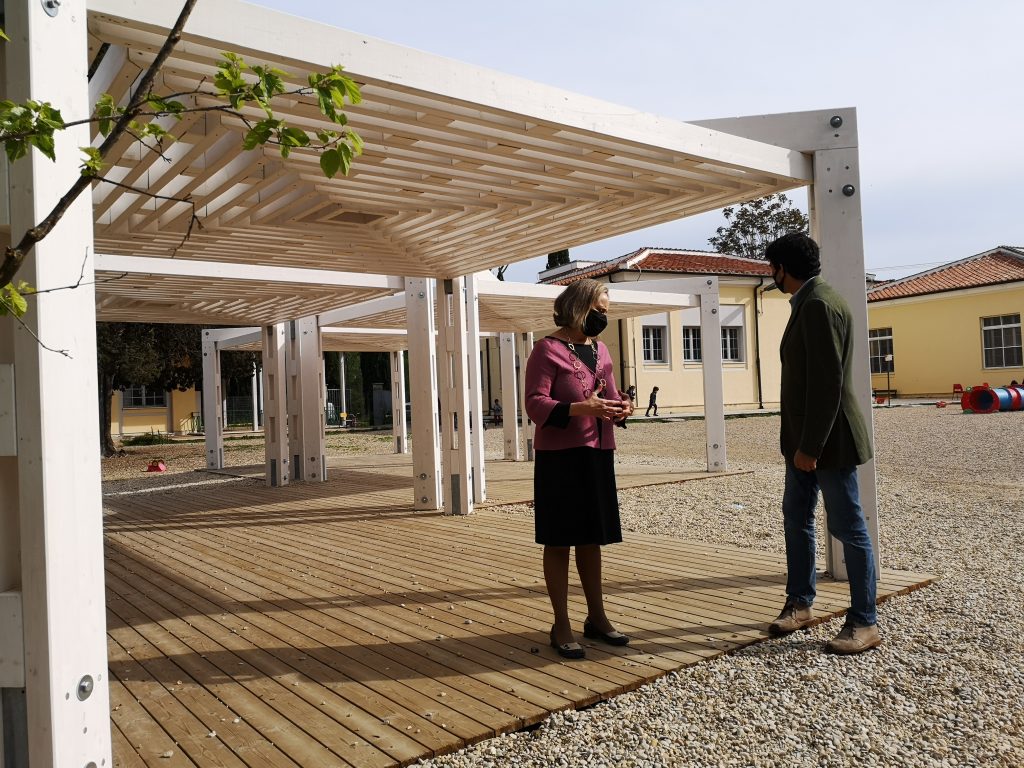 Sabrina Alfonsi e Giovanni Figà Talamanca alla scuola Leopardi