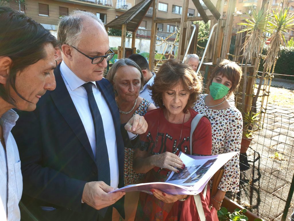 Roberto Gualtieri in visita al Trionfale