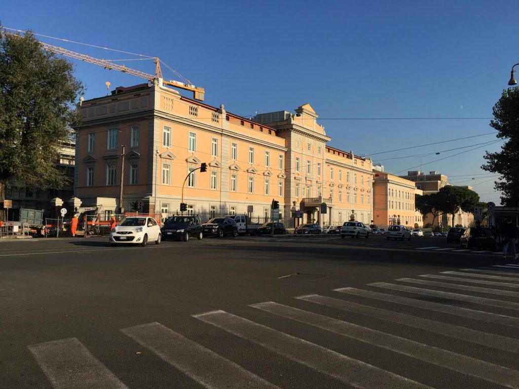 Viale Regina Elena, incrocio viale dell'Università