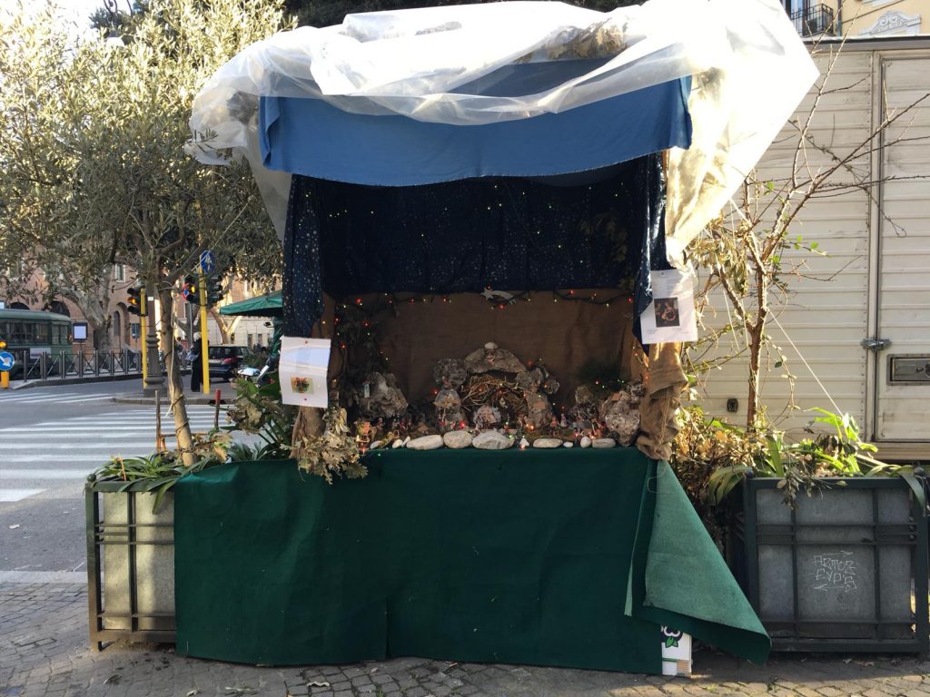 Il presepe in piazza Buenos Aires