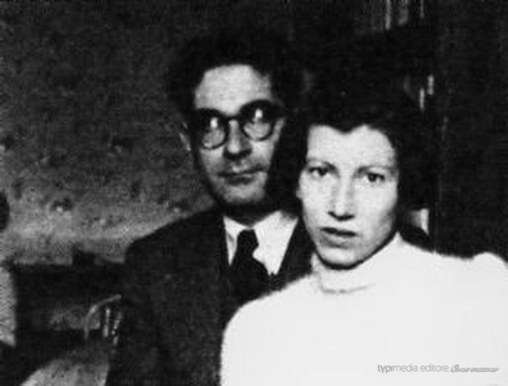 LA FAMIGLIA
Leone con la moglie, Natalia Ginzburg, sposata nel 1938